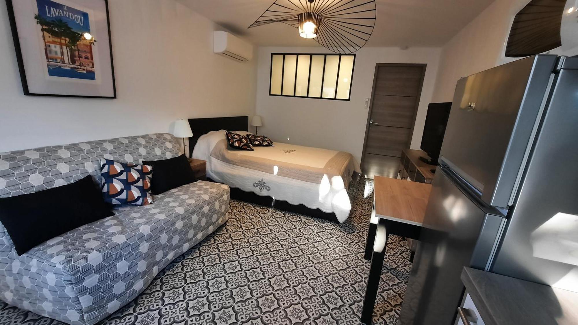 Studio Climatise Lantanas 4 Personnes Le Lavandou Esterno foto