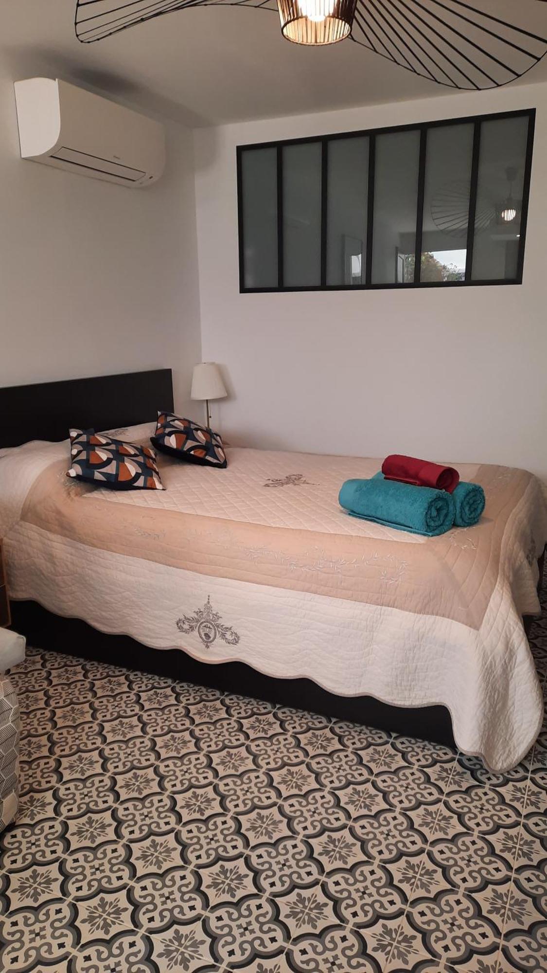 Studio Climatise Lantanas 4 Personnes Le Lavandou Esterno foto